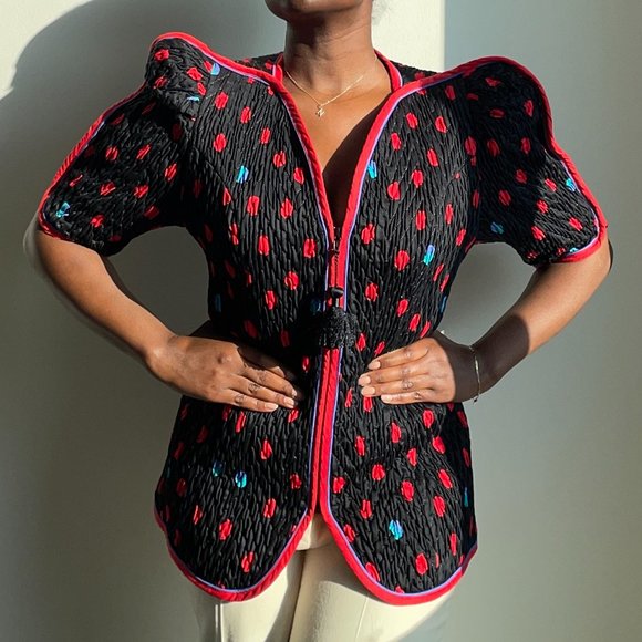 *SOLD* RARE Vintage 80s JEANNE MARC Wearable Art Quilted Red Cotton Jacket - Picture 2 of 3